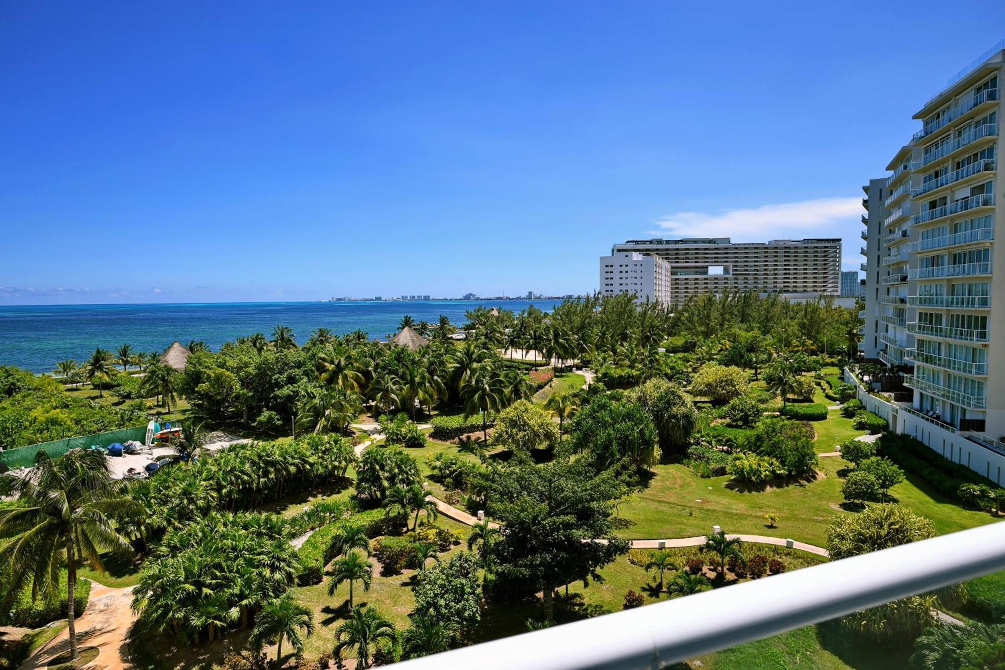 Beachfront Apartment Blue Vista كانكون المظهر الخارجي الصورة